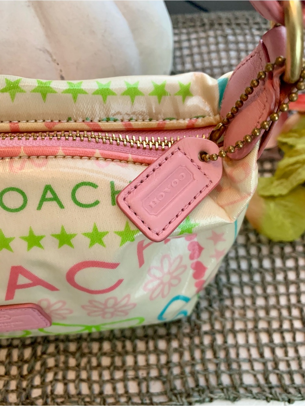Vintage CoachY2K Rainbow Graffiti ButterflyMini Demi Bag Pochette Pink Leather - Picture 4 of 11